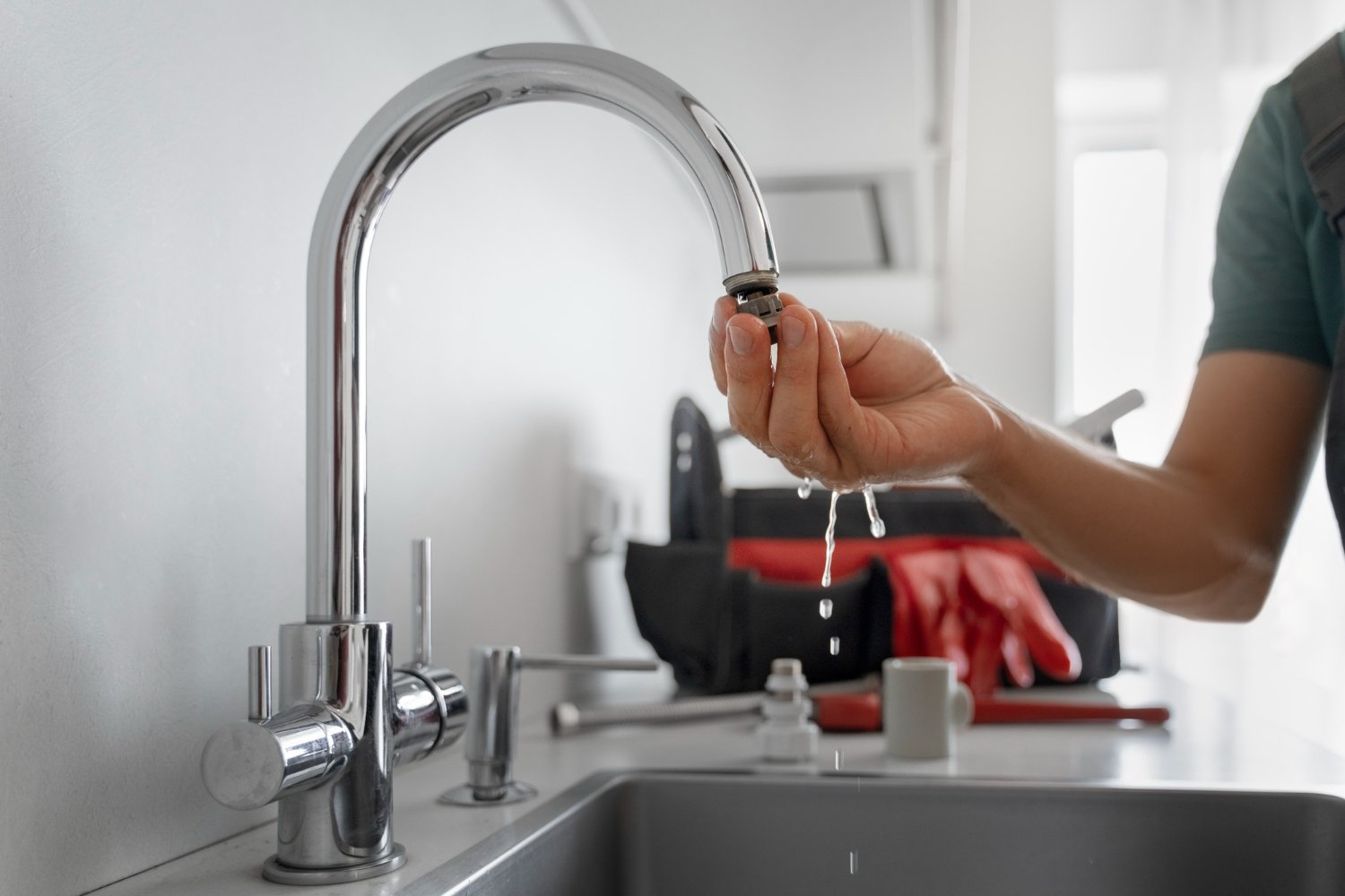 Read more about the article How Much Does a Kitchen Sink Tap Cost in Pakistan? A Complete Price Guide