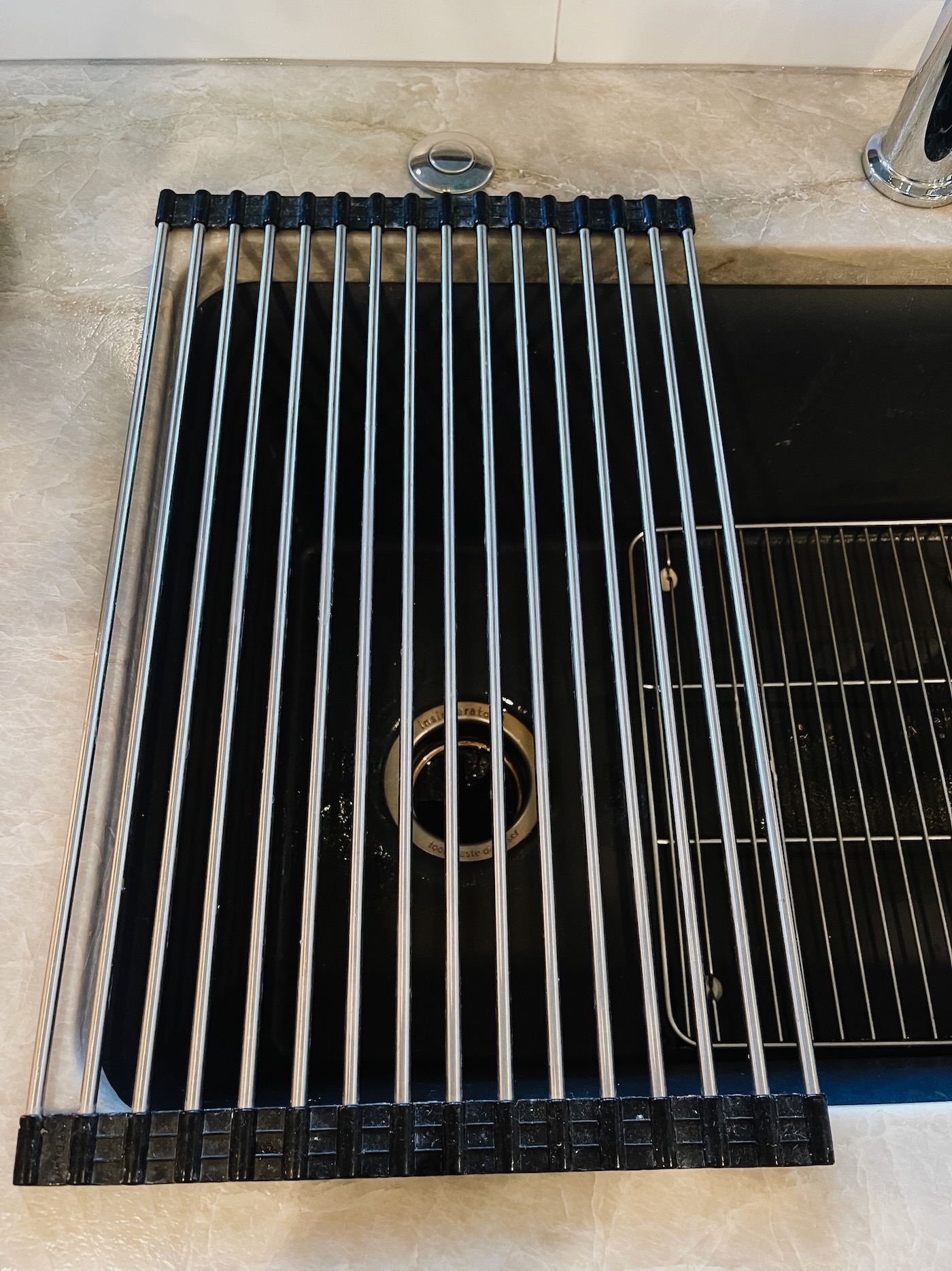 Read more about the article Best Kitchen Sink Racks: Keeping Your Sink Area Neat and Organized